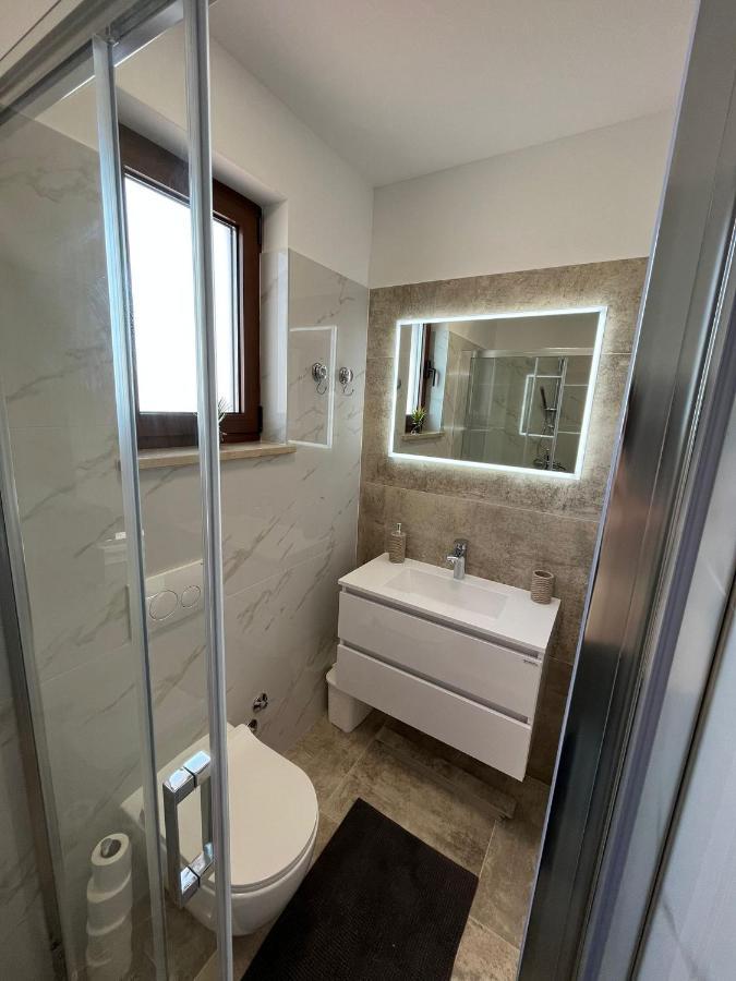 Apartman Sara S Pogledom Na More Lovran Luaran gambar