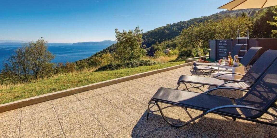 Apartman Sara S Pogledom Na More Lovran Luaran gambar