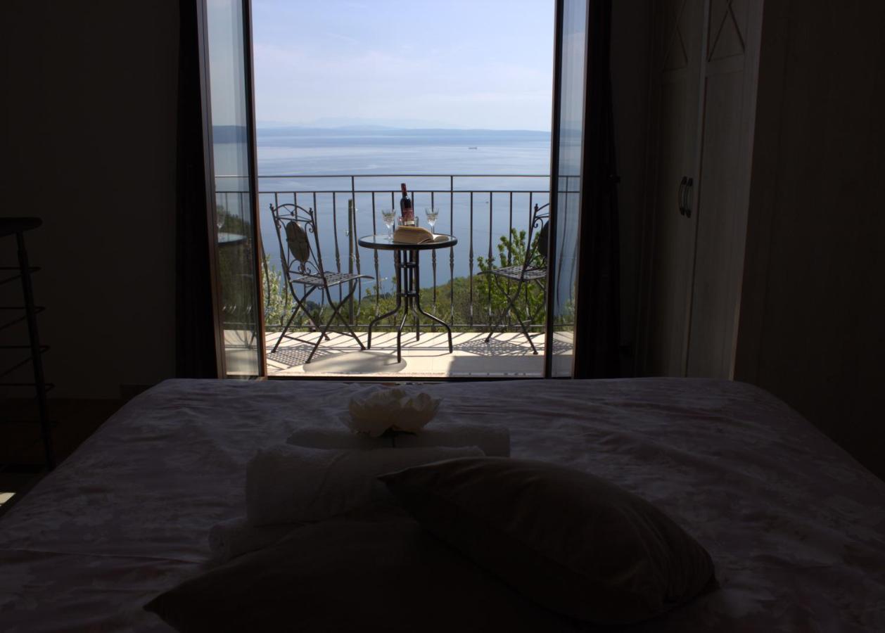 Apartman Sara S Pogledom Na More Lovran Luaran gambar